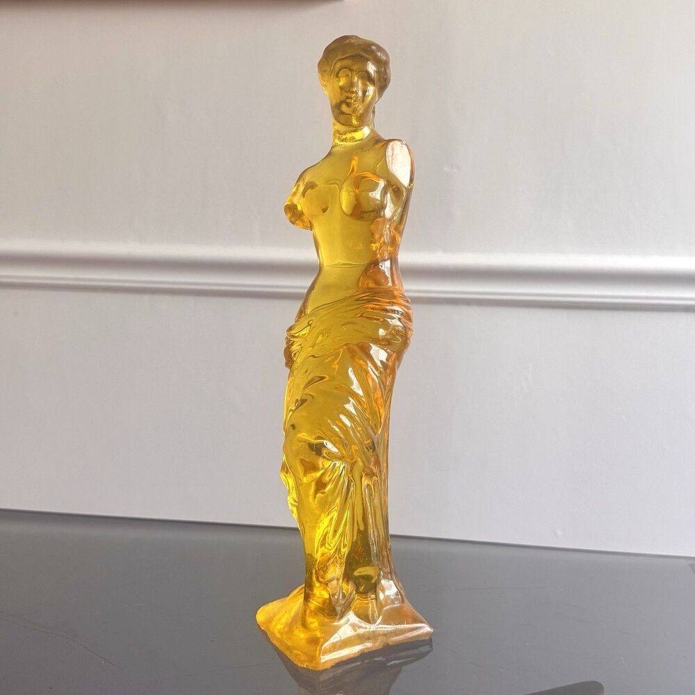 Dorothy Thorpe Amber Lucite 10” Venus de Milo Sculpture in Golden Yellow